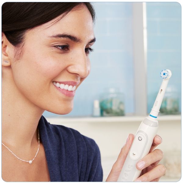 Набор Oral-B/Орал-би: Насадки для электрических зубных щеток Sensitive Clean EBS17+Sensi Ultra Thin